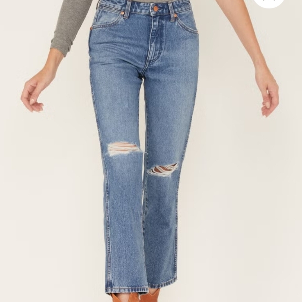 Wrangler Women's Blue Straight Leg Jeans